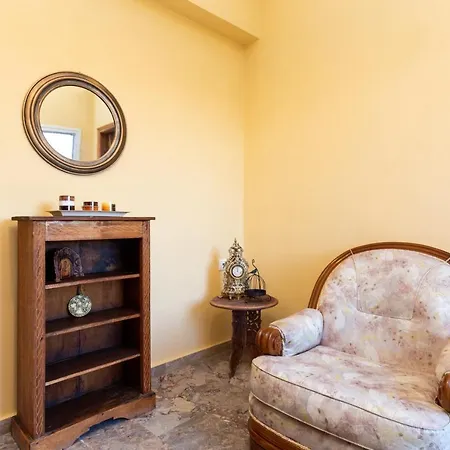 Dimitra House - Corfiot Country Side Getaway