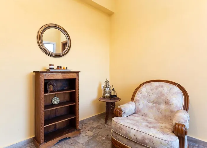 Dimitra House - Corfiot Country Side Getaway