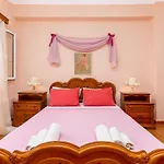 Dimitra House - Corfiot Country Side Getaway Apartment *