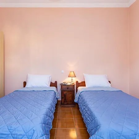 شقة Dimitra House - Corfiot Country Side Getaway Chlomatianá
