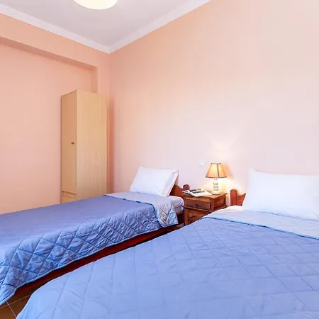 Dimitra House - Corfiot Country Side Getaway *