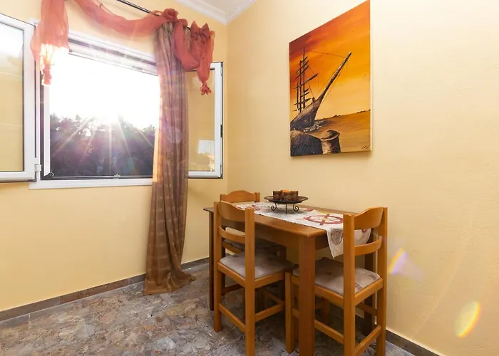 Dimitra House - Corfiot Country Side Getaway Lejlighed *